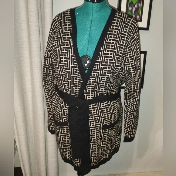Sioni Geometric Knit Cardigan in Black & Tan, Sz L - Picture 9 of 9